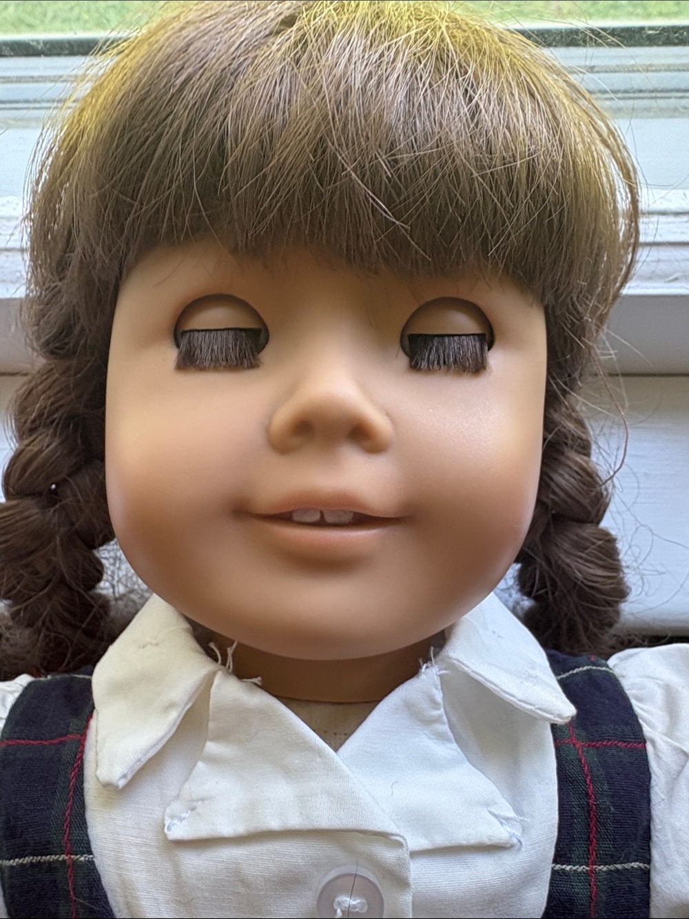 American Girl Molly Doll - Picture 8 of 9